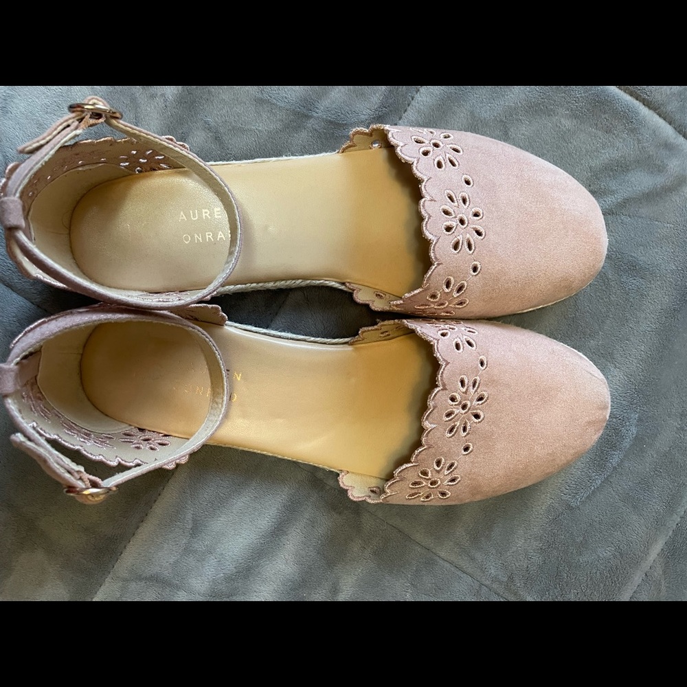 Lauren Conrad Espadrille, pink with cut out embroidery, size 8.5